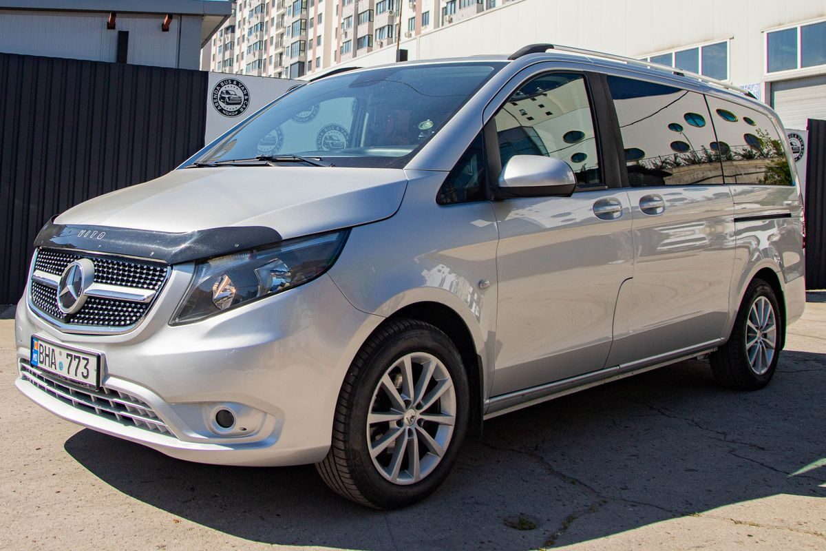 Mercedes Vito W447, 2015 (Argintiu)