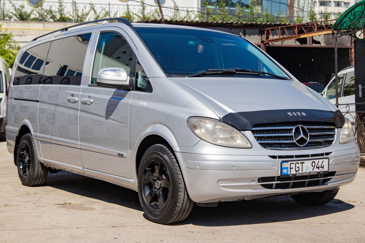 Mercedes Viano, 2010 (Argintiu)