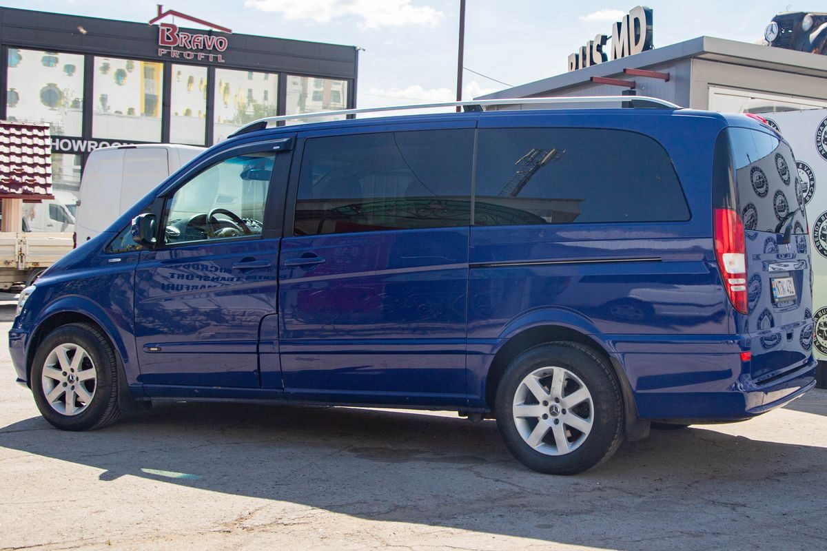 Mercedes Viano, 2011 (Albastru)