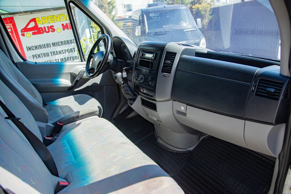 VW Crafter Long, 2010 (Белый)